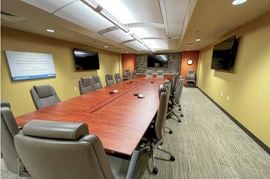 ±31,476 SF Turnkey Corporate Office ±2.83 AC