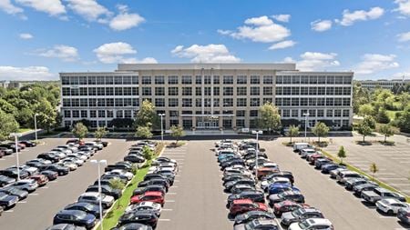 Office space for Rent at 4 Parkway North in Deerfield