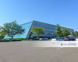 Woodbury Corporate Park - 1000 Woodbury Road