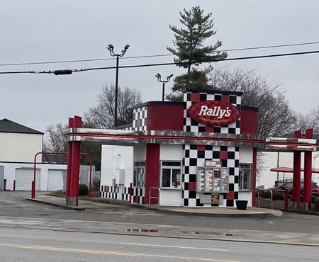 Photo of commercial space at 1514 E 10th Street in Jeffersonville