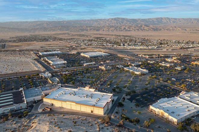 ± 63,909 SF Investment Opportunity