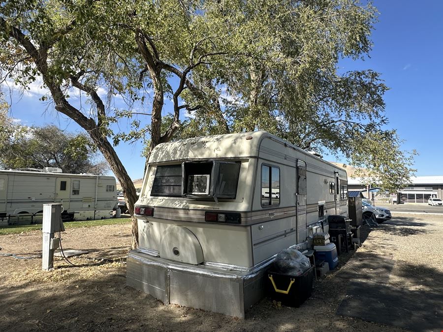 F & H Trailer Court & Motel