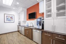 Regus - One Alliance Center