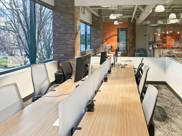 CA, Pleasanton - Bernal Corporate Park