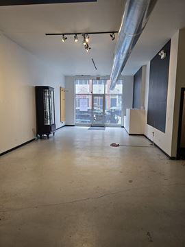 1721 W North Ave