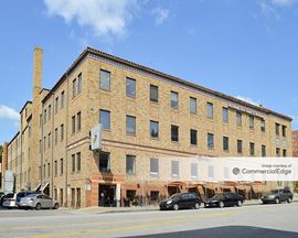Skelly Building