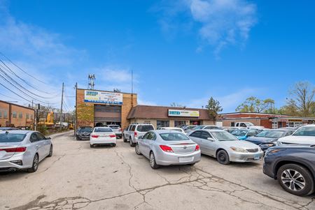 Industrial space for Sale at 11625 S Ridgeland Ave in Alsip