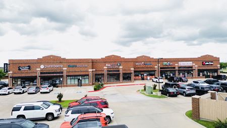 Photo of commercial space at 1380 W Covell Rd in Edmond