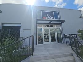 Doral Decor District Showroom Warehouse