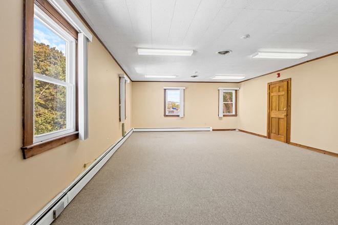 Office or Retail Spaces for Lease in Downtown Georgetown