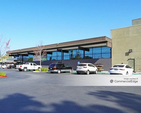 Edgewood Plaza