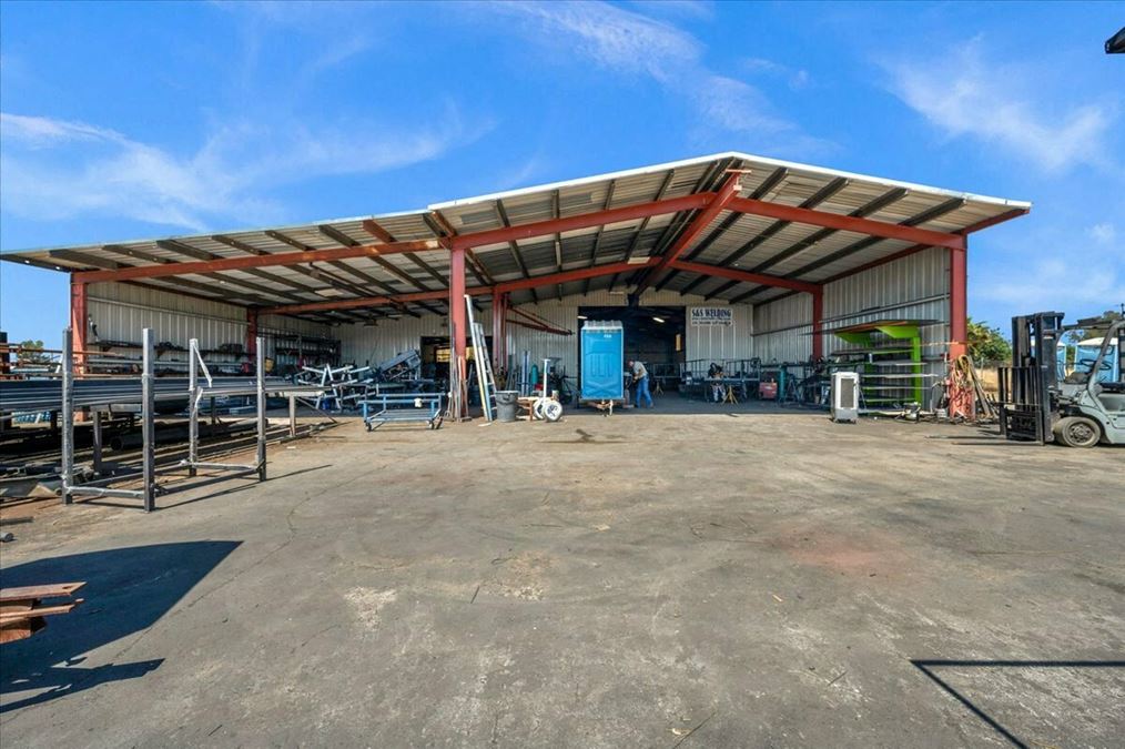 ±11,078 SF Industrial Property on ±2.43 Acres in Madera, CA