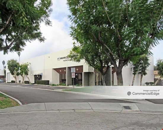 Riverside Business Park - 3343-­3492 Chicago Avenue & 3330-3494 Durahart Street