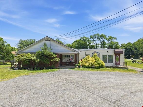 106 N Franklin St