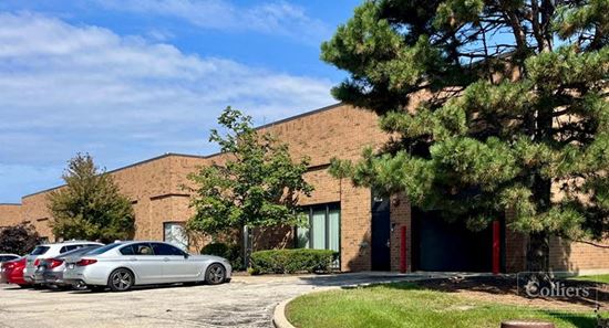 9,656 SF Available for Lease in Arlington Heights