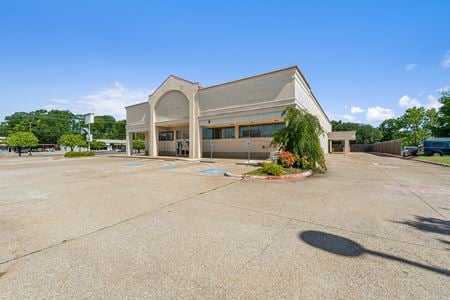 Photo of commercial space at 119 W Marshall Ave in Longview
