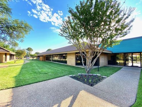 1550 Norwood Drive