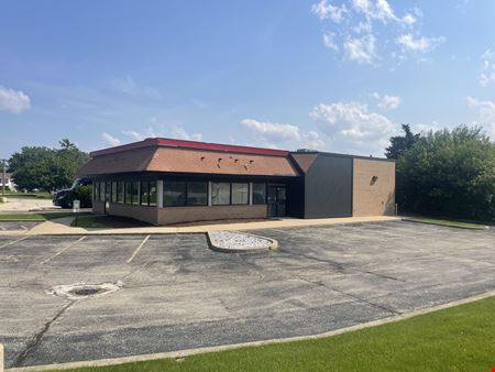 Photo of commercial space at 920 W Lake St in Roselle