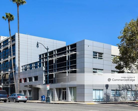 8901-8929 Wilshire Blvd
