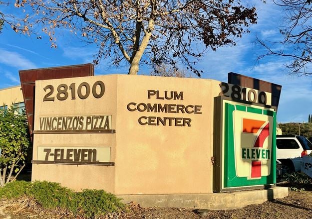 Plum Commerce Center