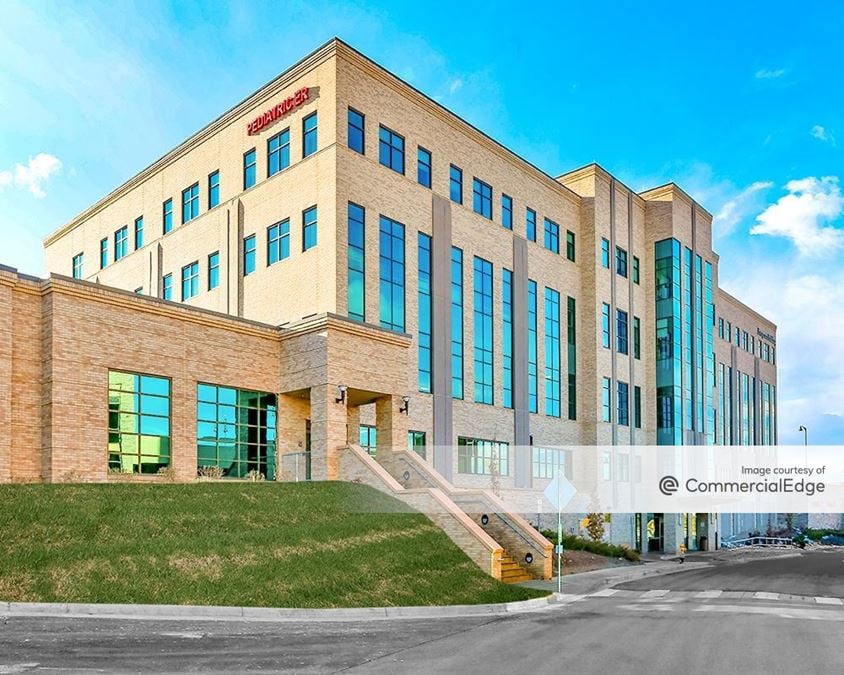 The Sky Ridge Medical Center - Evergreen Building