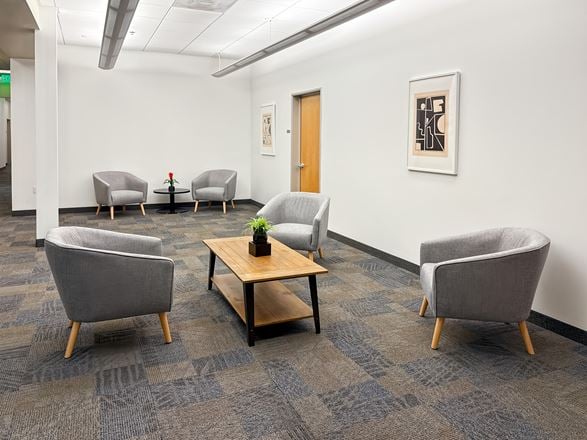 Regus - San Diego - Via del Campo