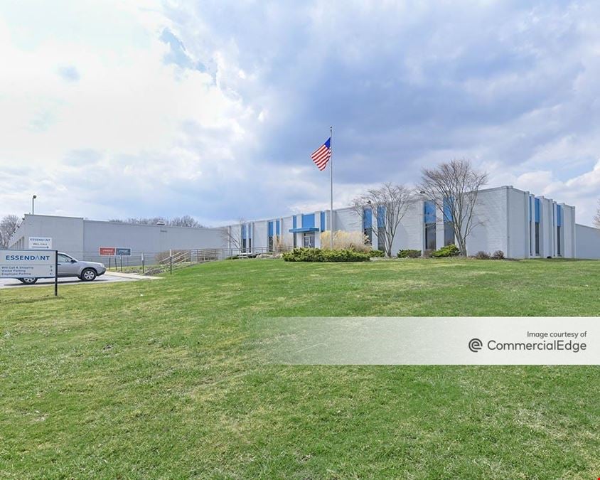 2100 Highland Road