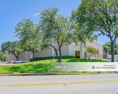 Industrial space for Rent at 1720-1750 Hurd Dr in Irving