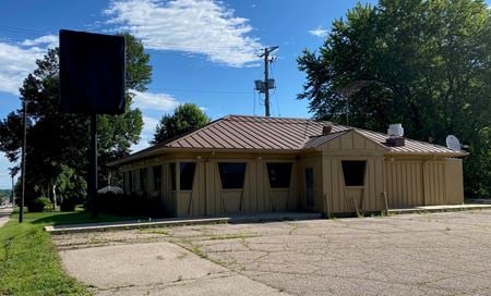 Retail space for Rent at 305 S Main St in Clintonville