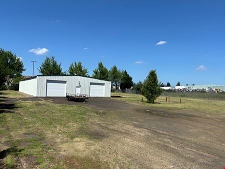 Photo of commercial space at 1535 Mount Hood Ave in Woodburn