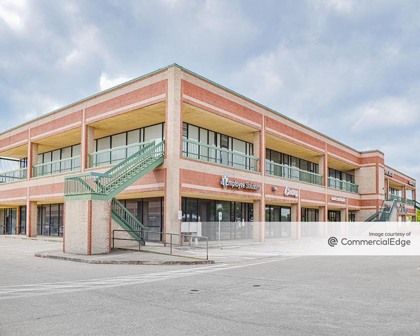 1144 North Plano Road 1144 North Plano Road Retail Building