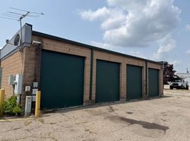 Auto Sales Facility with Separate Repair Building