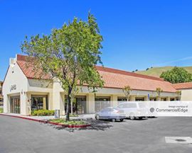 Mission Hills Plaza