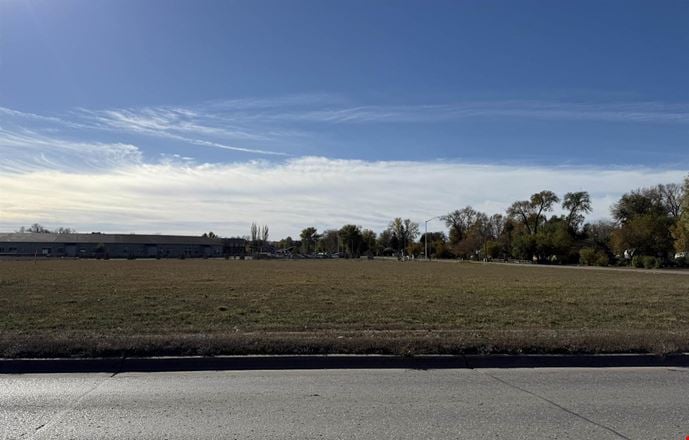 Lot A S Valley Dr