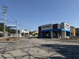 435 Winthrop Ave Retail Center