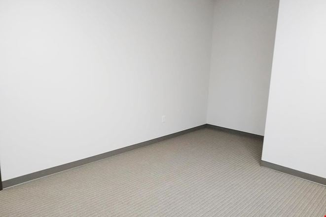 Workstyle Flexible Spaces - 7676 Hillmont