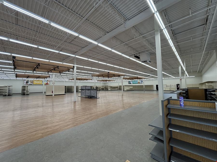 Eastland Shopping Center