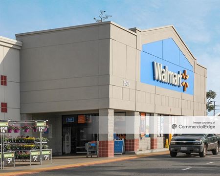 Retail space for Rent at 3600 West McFadden Avenue in Santa Ana
