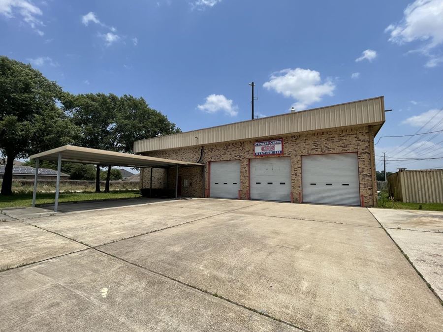 Flex Space For Rent at 20810 Lee Rd CommercialSearch