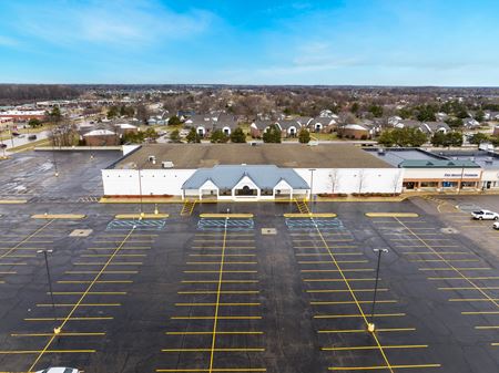 Retail space for Sale at 45300 Hayes Road in Macomb