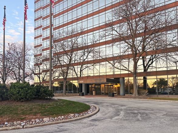 IL, Schaumburg - 1600 Corporate Centre