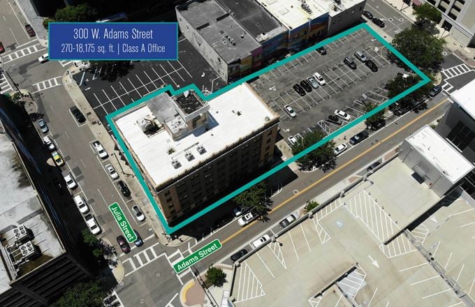 300 W Adams St