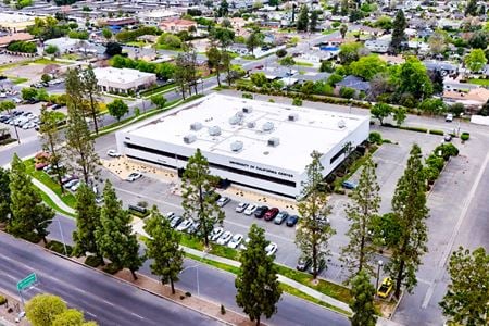Photo of commercial space at 550 E. Shaw Avenue in Fresno