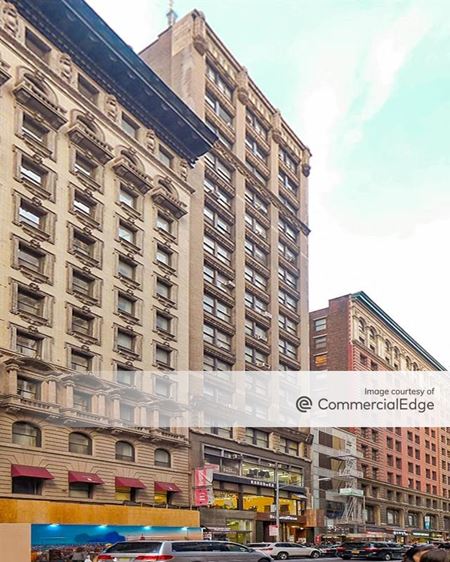 Retail space for Rent at 39 West 32nd Street in New York