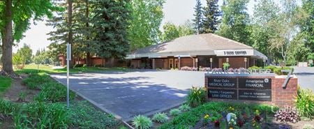 Commercial space for Rent at 7 Parkcenter Drive in Sacramento