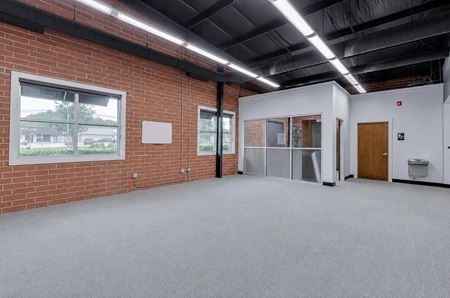 Industrial space for Rent at 211 N Pleasantburg Dr in Greenville