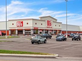 Foothills Mall - Outparcel For Sale
