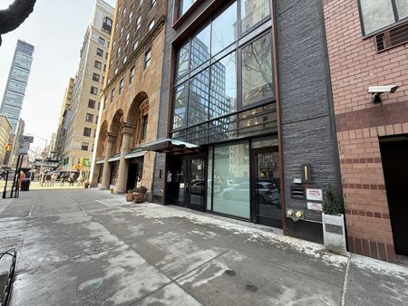 Retail space for Rent at 139 E 23rd St in New York