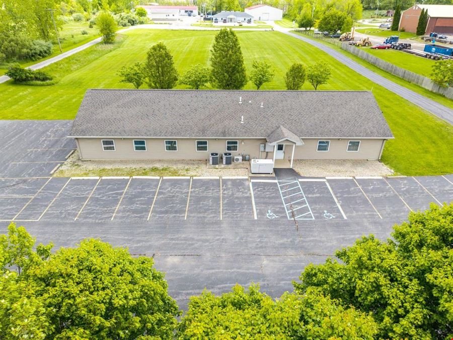 345 N Hetzler Ct