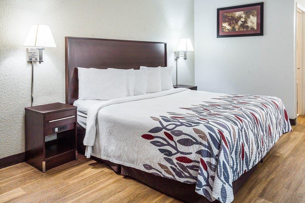 Red Roof Inn - Clyde, OH
